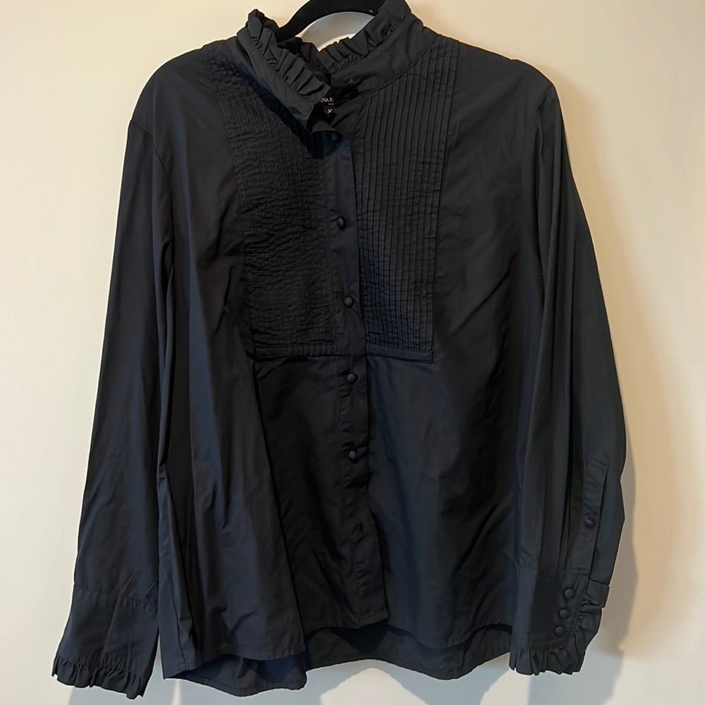 *Like New* Banana Republic Cotton Tuxedo Blouse. Women’s XL. Black.